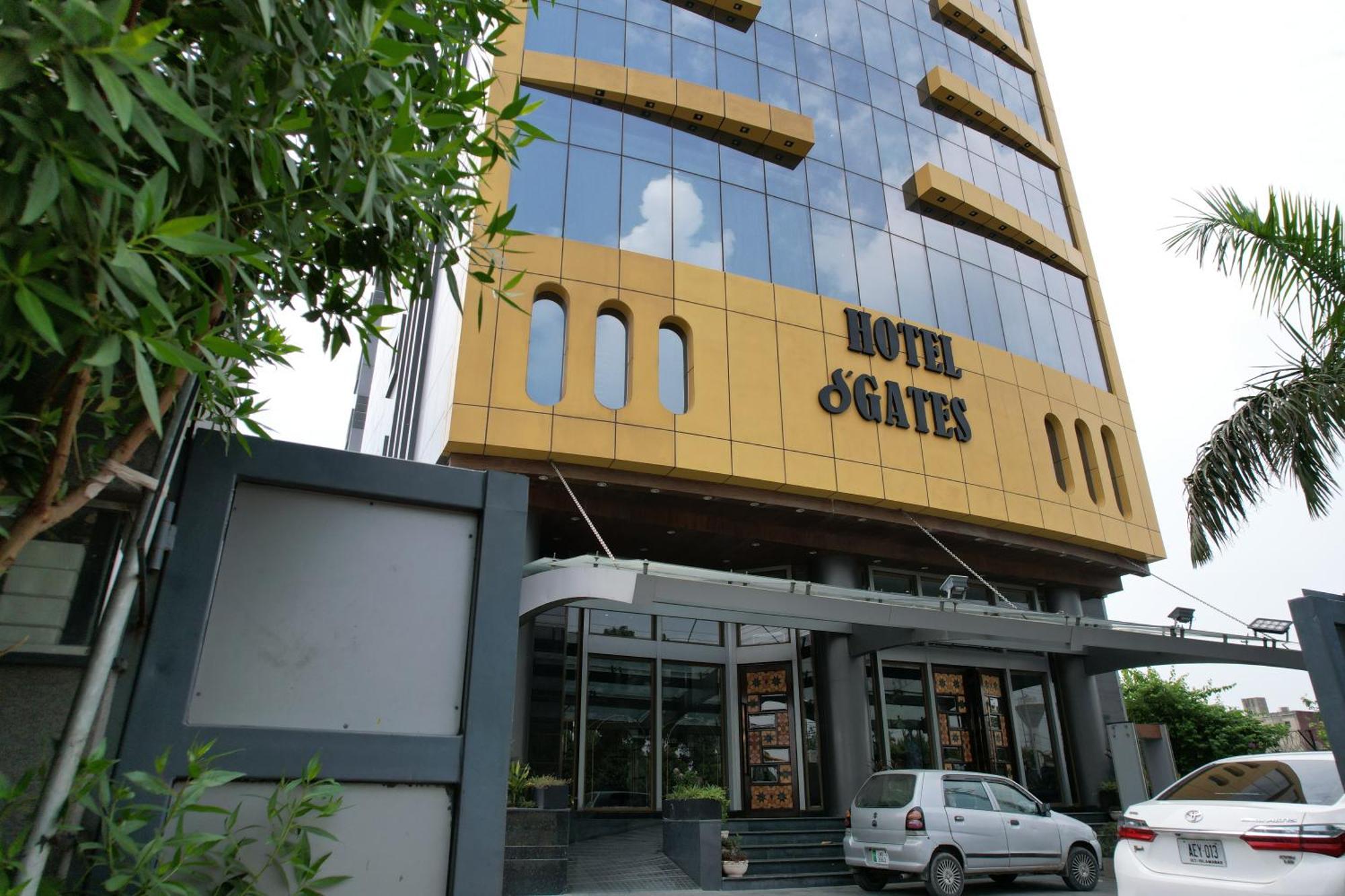 Hotel Dgates Lahore Exteriör bild
